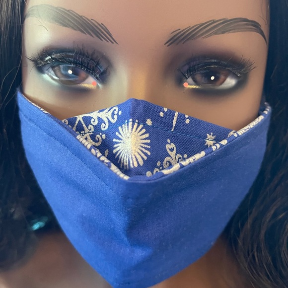 NWT 3-D  HANDMADE FACE MASK - Picture 1 of 2